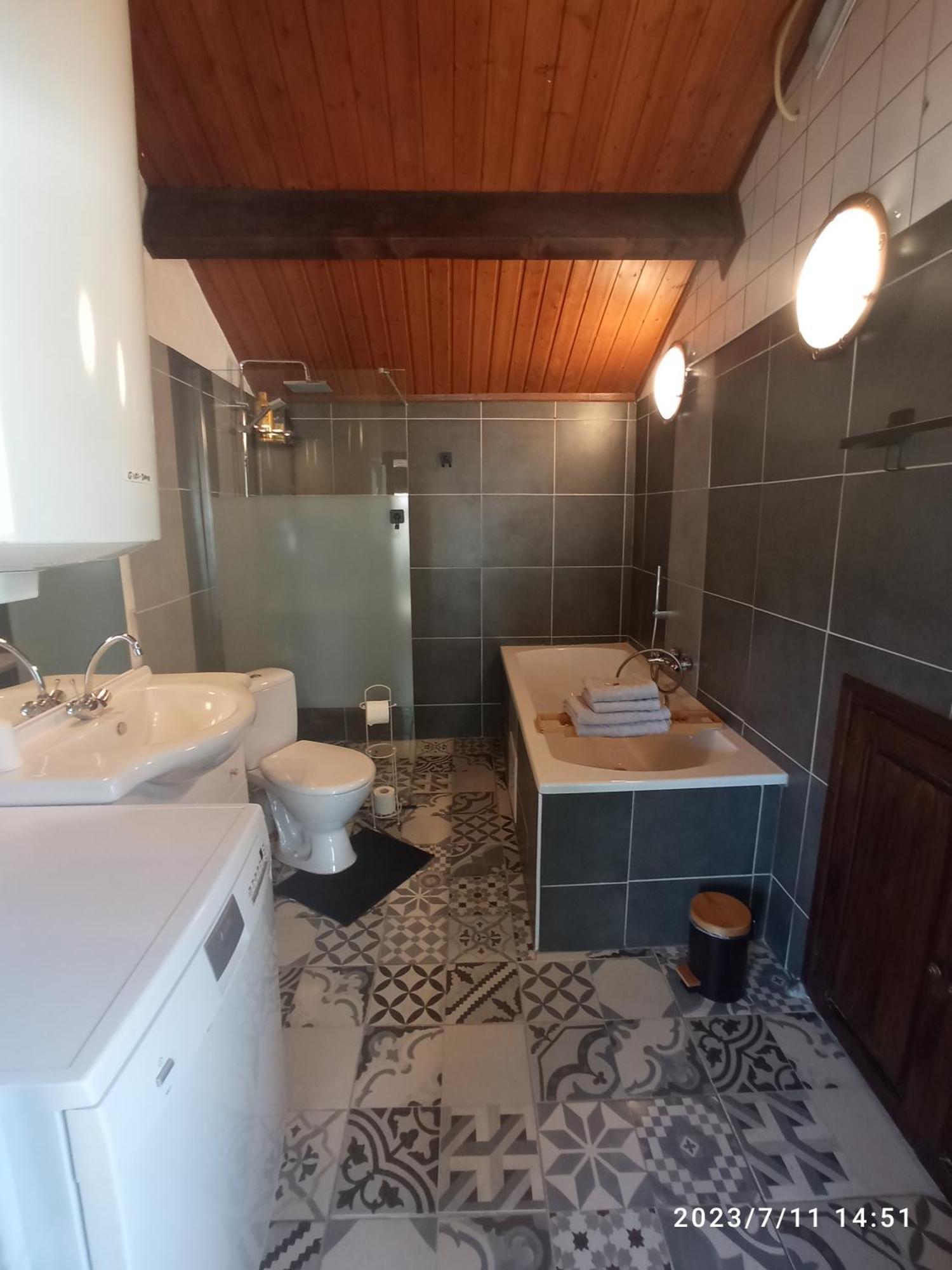 Dependance du Moulin Galuzot Bed & Breakfast Saint-Vallier  Bagian luar foto